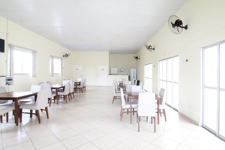 Apartamento para alugar com 50m², 2 quartos e 1 vagaÁrea comum - Salão de festas