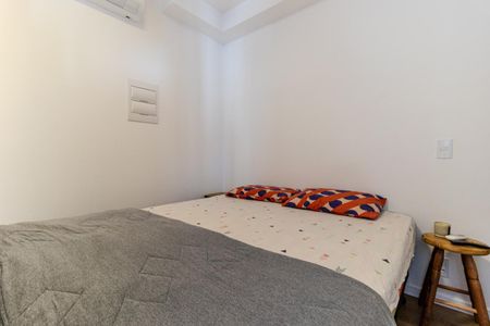 Studio à venda com 26m², 1 quarto e sem vaga Studio à venda com 26m², 1 quarto e sem vagaQuarto