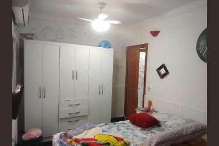 Quarto de casa à venda com 4 quartos, 200m² em Grajaú, São Paulo