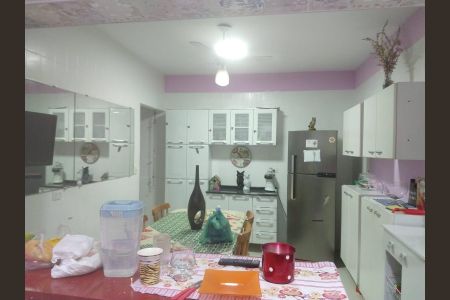 Cozinha de casa à venda com 4 quartos, 200m² em Grajaú, São Paulo