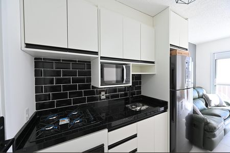 Cozinha de apartamento para alugar com 1 quarto, 27m² em Planalto Paulista, São Paulo