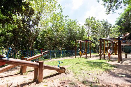 Apartamento à venda com 57m², 2 quartos e 1 vaga Apartamento à venda com 57m², 2 quartos e 1 vagaÁrea comum - Playground