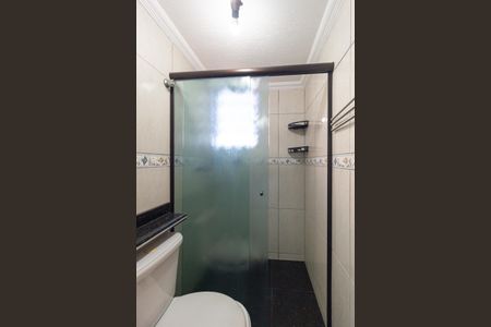 Banheiro de apartamento à venda com 2 quartos, 57m² em Veloso, Osasco