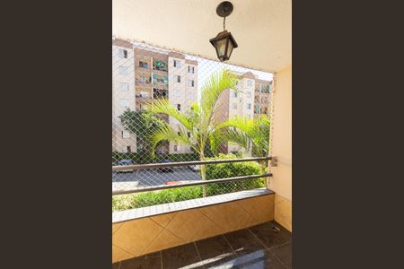 Sacada de apartamento à venda com 2 quartos, 57m² em Veloso, Osasco