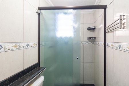 Apartamento à venda com 57m², 2 quartos e 1 vaga Apartamento à venda com 57m², 2 quartos e 1 vagaBanheiro