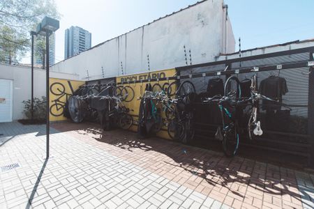 Apartamento para alugar com 34m², 2 quartos e sem vaga Apartamento para alugar com 34m², 2 quartos e sem vagaBicicletário
