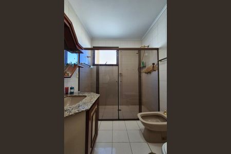 Apartamento para alugar com 160m², 3 quartos e 2 vagas Apartamento para alugar com 160m², 3 quartos e 2 vagasBanheiro