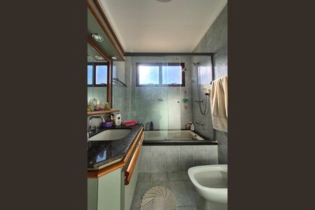 Apartamento para alugar com 160m², 3 quartos e 2 vagas Apartamento para alugar com 160m², 3 quartos e 2 vagasBanheiro da Suíte