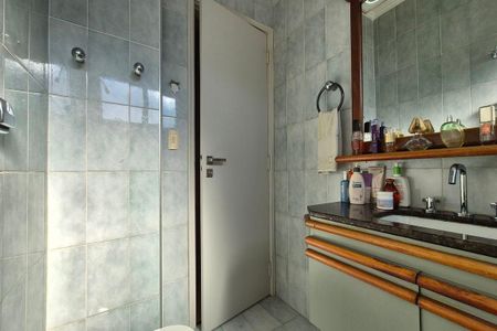Apartamento para alugar com 160m², 3 quartos e 2 vagas Apartamento para alugar com 160m², 3 quartos e 2 vagasBanheiro da Suíte