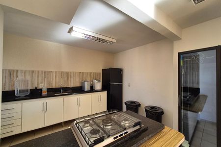 Apartamento para alugar com 160m², 3 quartos e 2 vagas Apartamento para alugar com 160m², 3 quartos e 2 vagasCozinha / Salão de Festa