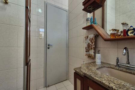 Apartamento para alugar com 160m², 3 quartos e 2 vagas Apartamento para alugar com 160m², 3 quartos e 2 vagasBanheiro