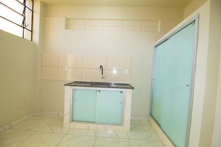 Cozinha de casa para alugar com 3 quartos, 99m² em Carlos Prates, Belo Horizonte
