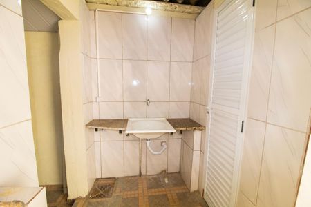 Área de Serviço de casa para alugar com 3 quartos, 99m² em Carlos Prates, Belo Horizonte