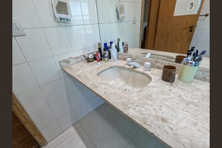 Casa para alugar com 296m², 3 quartos e 4 vagas