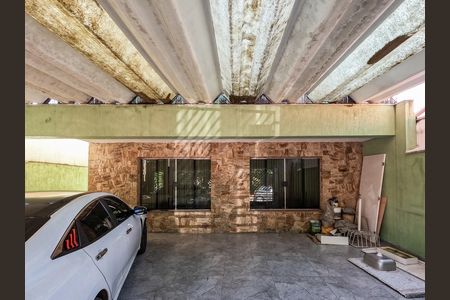 Casa para alugar com 296m², 3 quartos e 4 vagas