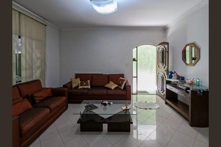 Casa para alugar com 296m², 3 quartos e 4 vagas