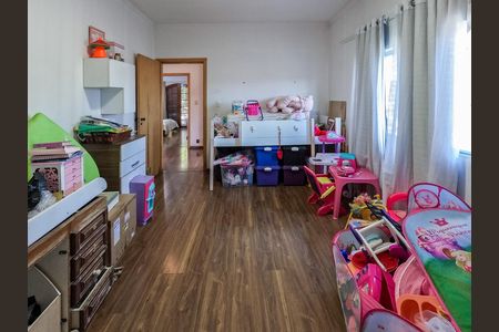 Casa para alugar com 296m², 3 quartos e 4 vagas