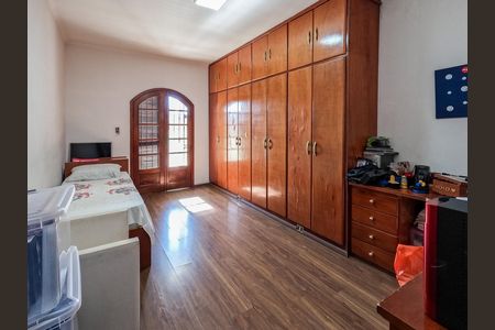 Casa para alugar com 296m², 3 quartos e 4 vagas