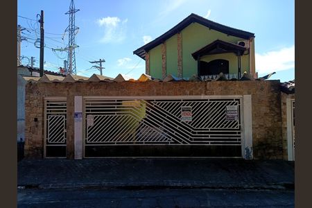 Casa para alugar com 296m², 3 quartos e 4 vagas