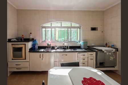 Casa para alugar com 296m², 3 quartos e 4 vagas