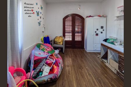 Casa para alugar com 296m², 3 quartos e 4 vagas