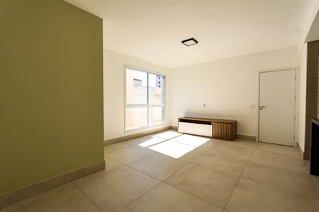 Sala de apartamento à venda com 3 quartos, 110m² em Padre Eustáquio, Belo Horizonte