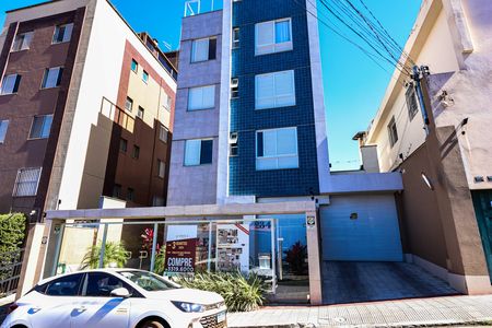 Fachada e portaria de apartamento à venda com 3 quartos, 110m² em Padre Eustáquio, Belo Horizonte