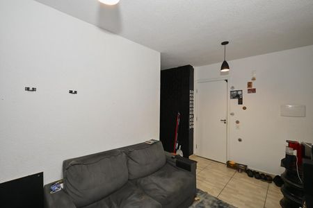 Sala de apartamento para alugar com 2 quartos, 46m² em Jardim do Lago, São Paulo