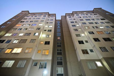 Fachada de apartamento para alugar com 2 quartos, 46m² em Jardim do Lago, São Paulo
