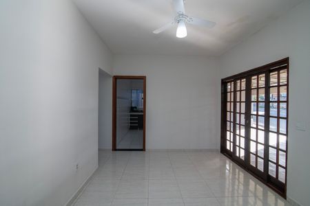 Sala de casa para alugar com 3 quartos, 250m² em Jardim Terras de Santo Antonio, Hortolândia