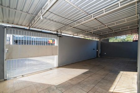 Garagem de casa para alugar com 3 quartos, 250m² em Jardim Terras de Santo Antonio, Hortolândia