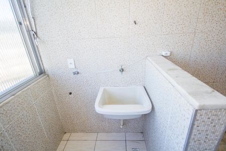 Apartamento para alugar com 60m², 2 quartos e 1 vaga Apartamento para alugar com 60m², 2 quartos e 1 vagaCozinha e Área de Serviço