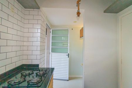 Cozinha de casa de condomínio para alugar com 2 quartos, 100m² em Igara, Canoas