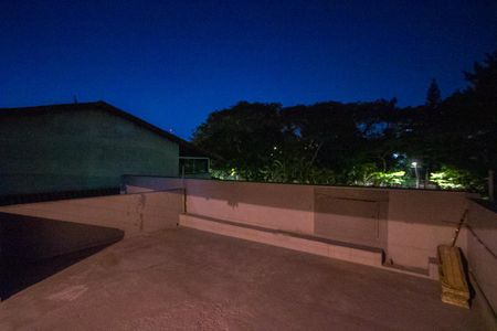 Casa para alugar com 100m², 3 quartos e 1 vagaÁrea de serviço