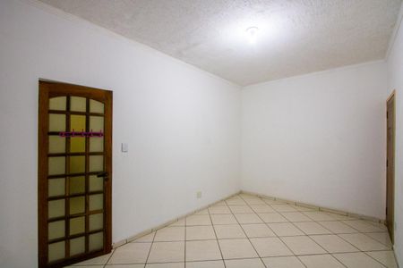 Casa para alugar com 100m², 3 quartos e 1 vagaQuarto 3