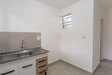 Cozinha  de casa para alugar com 1 quarto, 30m² em Jardim Sul Sao Paulo, São Paulo