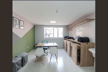Studio para alugar com 21m², 1 quarto e sem vaga Studio para alugar com 21m², 1 quarto e sem vagaÁrea externa