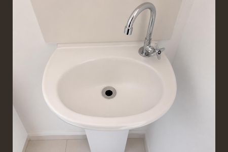 Studio para alugar com 21m², 1 quarto e sem vaga Studio para alugar com 21m², 1 quarto e sem vagaBanheiro