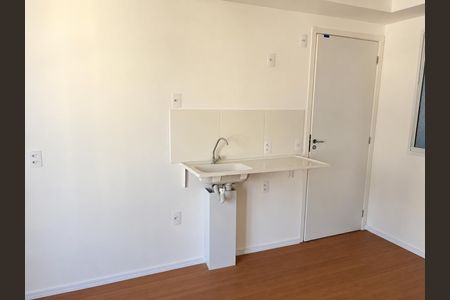 Cozinha de kitnet/studio para alugar com 1 quarto, 21m² em Bela Vista, São Paulo