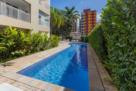 Apartamento para alugar com 55m², 2 quartos e 1 vaga Apartamento para alugar com 55m², 2 quartos e 1 vagaÁrea Comum - Piscina