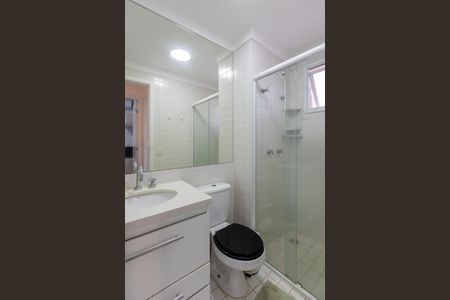 Banheiro de apartamento para alugar com 2 quartos, 55m² em Centro, Campinas