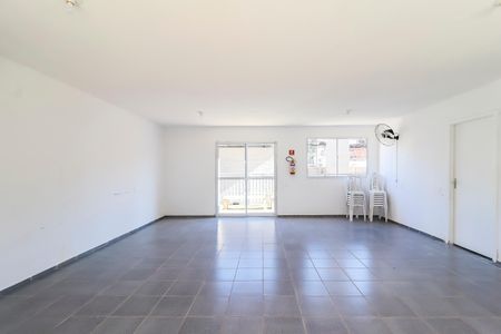 Apartamento para alugar com 42m², 2 quartos e sem vagaÁrea comum - Salão de festas