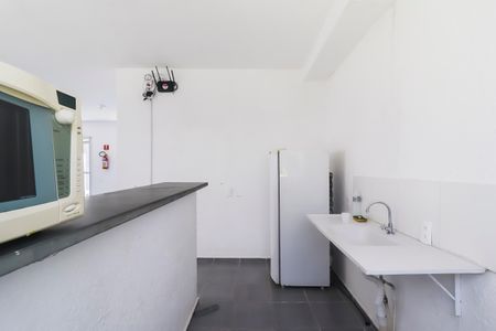 Apartamento para alugar com 42m², 2 quartos e sem vagaÁrea comum - Salão de festas