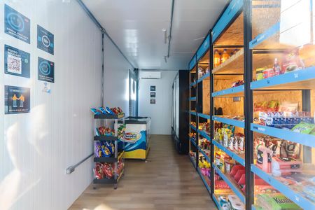Área comum - Mercadinho 24h de apartamento para alugar com 2 quartos, 42m² em Vila Chabilandia, São Paulo