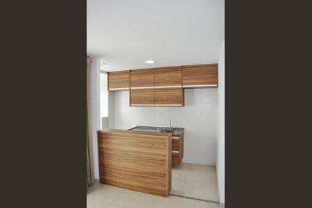 Apartamento à venda com 47m², 2 quartos e 1 vaga Apartamento à venda com 47m², 2 quartos e 1 vagaDetalhe - Cozinha Americana