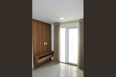 Apartamento à venda com 47m², 2 quartos e 1 vaga Apartamento à venda com 47m², 2 quartos e 1 vagaDetalhe - Sala e Sala de Jantar