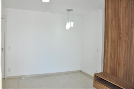 Apartamento à venda com 47m², 2 quartos e 1 vaga Apartamento à venda com 47m², 2 quartos e 1 vagaDetalhe - Sala e Sala de Jantar