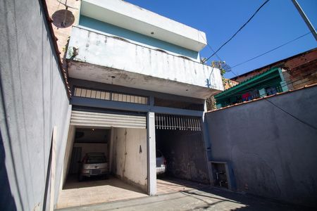Casa para alugar com 70m², 1 quarto e 1 vaga Casa para alugar com 70m², 1 quarto e 1 vagaGaragem
