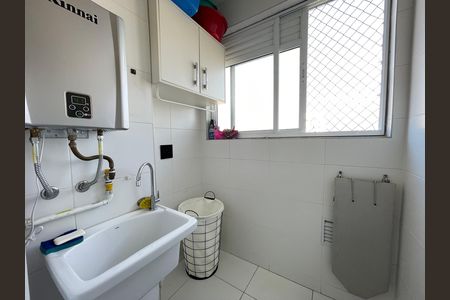 Área de Serviço de apartamento à venda com 3 quartos, 68m² em Ferreira, São Paulo