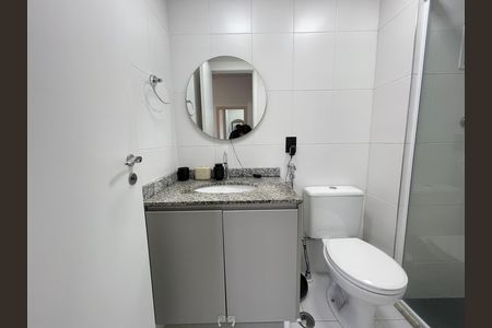 Apartamento à venda com 68m², 3 quartos e 1 vaga Apartamento à venda com 68m², 3 quartos e 1 vagaBanheiro 2